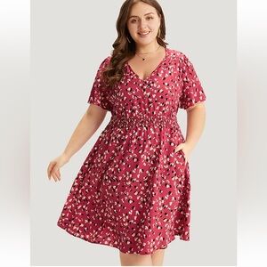 BloomChic Plus Size Allover Print Shirred Pocket V Neck Dress